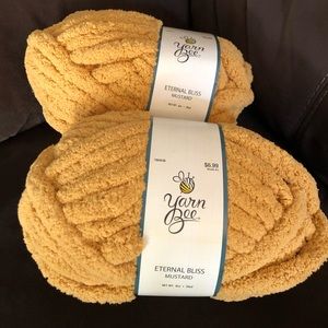 NEW Yarn Bee eternal bliss mustard color yarn for 25mm knitting/crochet needles